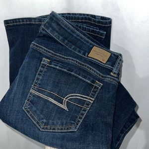 American Eagle Favorite Boyfriend Low-Rise Super Stretch Dark Wash Jeans